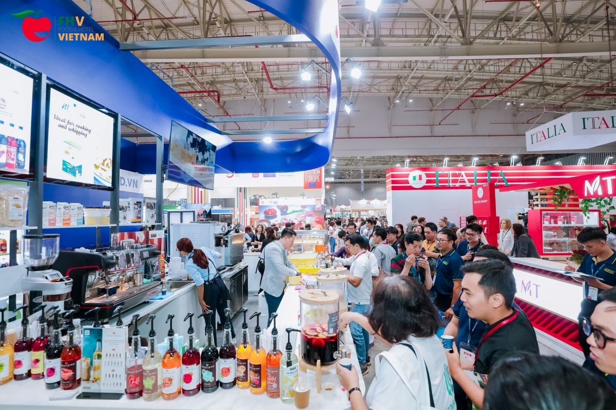 1-khong-gian-trien-lam-food-hotel-vietnam-2024-1772625470.jpg