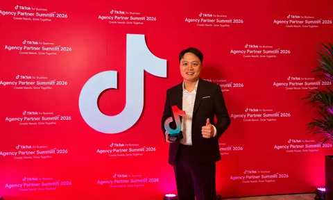 Founder Uptrend Agency Nguyễn Thế Hoàng được vinh danh Rising Star Agency tại TikTok for Business Agency Partner Summit 2026
