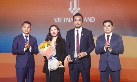 Vietnam Land và CaraWorld ký kết hợp tác chiến lược