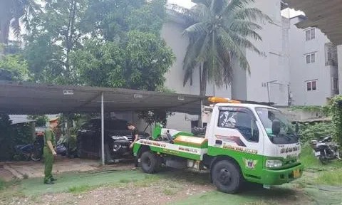 Hà Nội: Bắt đầu 'chiến dịch' giải tỏa 50 bãi trông giữ ô tô trái phép tại quận Hoàng Mai