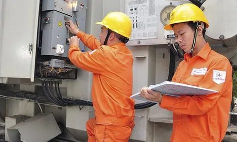 Giá điện sinh hoạt có cách tính mới, cao nhất gần 4.000 đồng/kWh