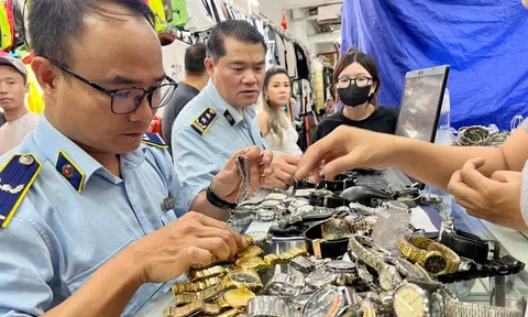 Hơn 1.500 vụ bán hàng giả, hàng nhái trong một tháng cao điểm