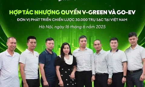 Tỷ phú Phạm Nhật Vượng chốt khách sộp từ Phú Thọ: Nhượng quyền 30.000 trạm sạc VinFast, phủ toàn quốc
