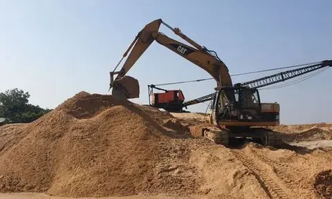 Đấu giá ba mỏ cát ở Quảng Nam: Khởi điểm vài tỷ đồng, chốt hàng trăm tỷ đồng