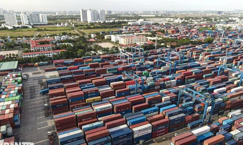 28 mặt hàng xuất khẩu tỷ USD nửa đầu năm