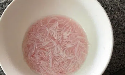 Lập đoàn kiểm tra vụ sợi bún đổi màu đỏ bất thường ở Đà Nẵng