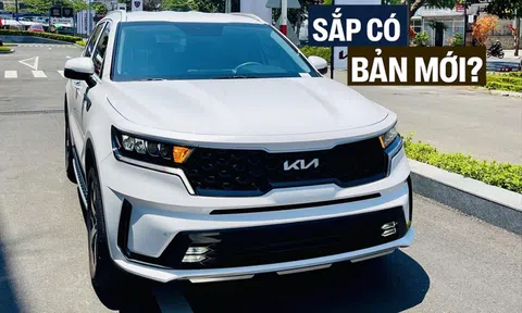 Kia Sorento giảm giá còn từ 879 triệu đồng tại đại lý, đua giá với Santa Fe nhưng VIN 2025