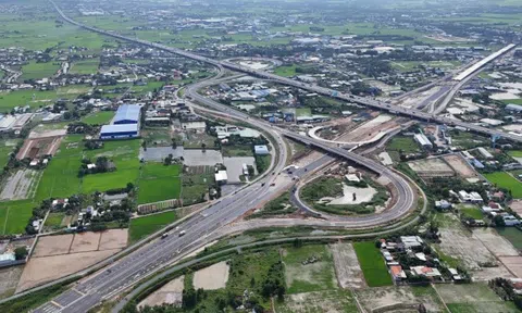 TP.HCM tăng tốc mở đường, bất động sản cửa ngõ phía tây hưởng lợi