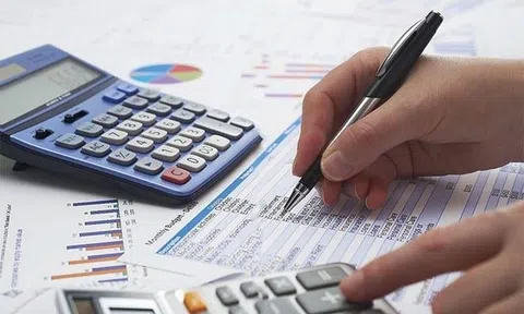 Một công ty kiểm toán trong Big 4 có 3 kiểm toán viên bị đình chỉ tư cách kiểm toán viên