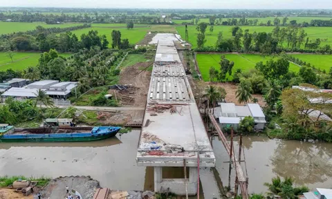 Thủ tướng giao khẩn trương gỡ khó cho các dự án trọng điểm miền Tây