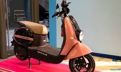 Xe máy điện giá mềm ở VN: Có xe vừa đi vừa sạc, xe VinFast giá chỉ 12 triệu, xe Honda không cần mua pin