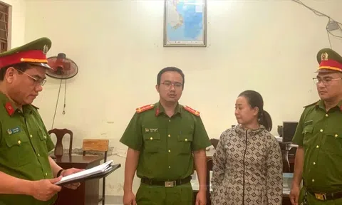 Lừa đảo xin cấp sổ đỏ, cầm tiền bỏ trốn