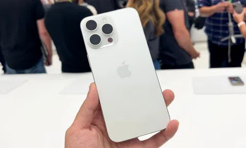 iPhone cũ tiếp tục giảm giá đậm, iPhone 15 Pro Max còn dưới 20 triệu đồng, nhiều mẫu hot chỉ từ 12 triệu đồng