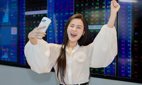 Tiền vào chứng khoán nhiều chưa từng có