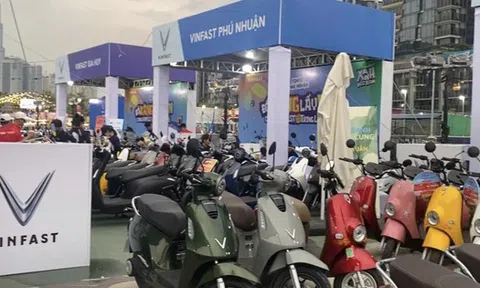 Xe điện VinFast đóng góp thế nào trong hoạt động kinh doanh của Vingroup?