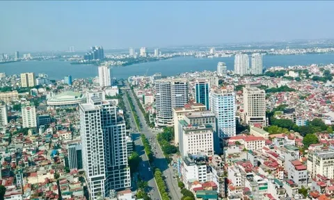 TS. Trần Du Lịch: Thị trường bất động sản hiện nay như 'máy bay chỉ có hạng thương gia’