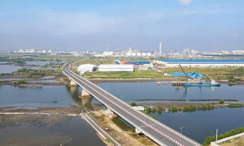 Đề xuất làm tuyến đường sắt nhanh kết nối trung tâm TP.HCM đến Cái Mép