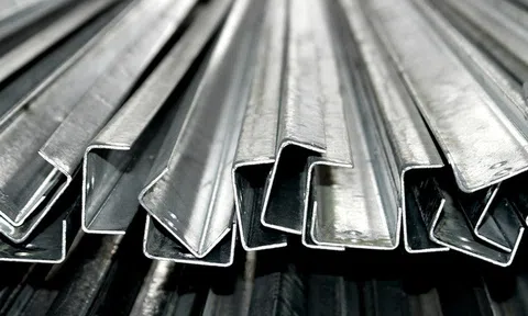 Áp thuế chống bán phá giá thép mạ từ Trung Quốc tới hơn 37%