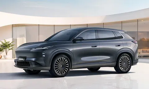 'Ông trùm' xe tải tại Việt Nam ra mắt SUV ngang cỡ Honda CR-V: siêu tiết kiệm xăng chỉ 2,4L/100 km, giá chưa tới 500 triệu đồng