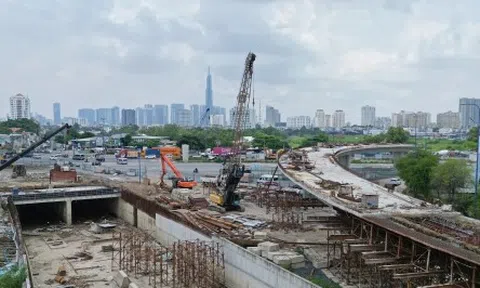 Cận cảnh dự án trọng điểm TP.HCM thi công ì ạch, dự kiến chậm tiến độ 1 năm