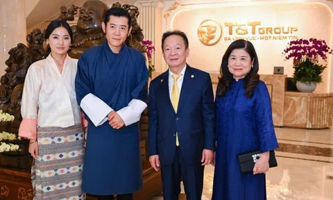Quốc vương Bhutan và Hoàng hậu tới thăm T&T Group, ông Đỗ Quang Hiển đề xuất mở đường bay thẳng Bhutan và Việt Nam, phát triển du lịch tâm linh