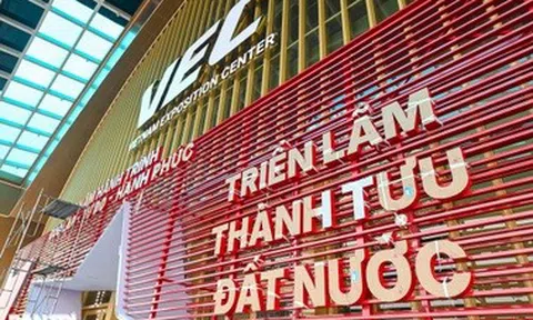 Gần 100 doanh nghiệp tư nhân hội tụ tại khu trưng bày Khởi nghiệp kiến quốc