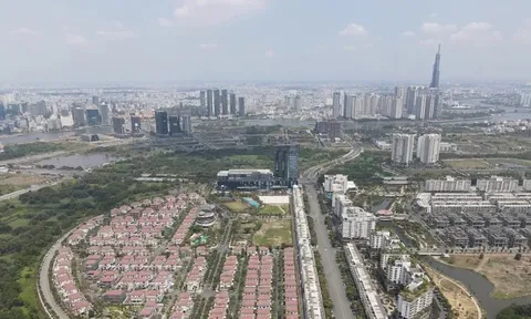 Khu Đông TP.HCM hơn 1 tỷ đồng/m2 nhà liền thổ