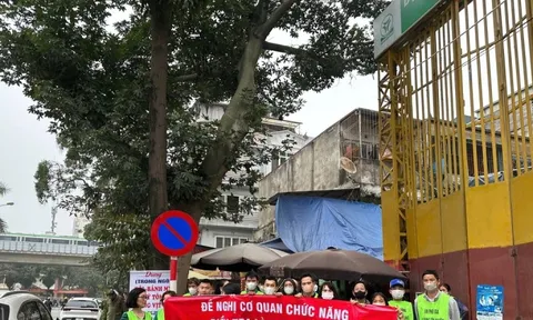 Hàng trăm khách hàng 'sốc' khi nhận thông báo thu hồi căn hộ từ chủ đầu tư Grand Sunlake