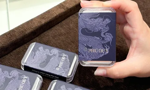 Giá bạc tiếp đà giảm