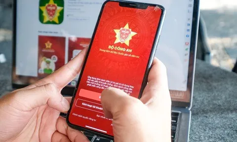 Hàng triệu người dân Việt Nam sắp có thể nộp sổ đỏ photo trên VNeID, không cần nộp cho xã, phường