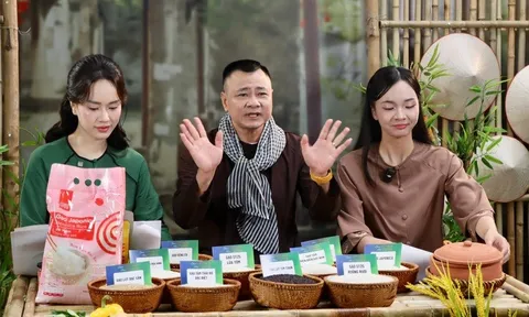 NSND Tự Long livestream bán nông sản, khách "chốt" mua 6 tấn gạo
