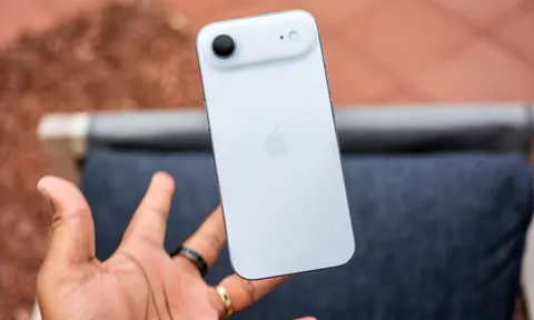 Lý do khiến iPhone Air mất nhiệt