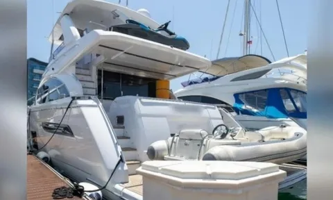 Singapore tịch thu 150 triệu USD tài sản liên quan đến Prince Group