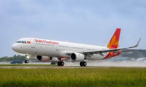 Có gì trên chuyến bay thương mại đầu tiên của Sun PhuQuoc Airways?