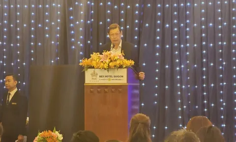 Thủ tục lắp đặt điện mặt trời khiến doanh nghiệp chậm chuyển đổi nhà máy thông minh