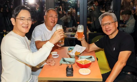 Văn hóa gà rán sau bữa ăn của lãnh đạo Nvidia, Hyundai và Samsung