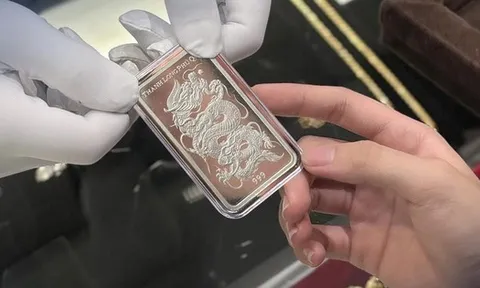 Giá bạc ổn định trên 51 triệu đồng/kg