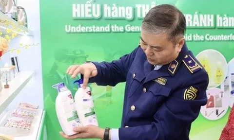 Hàng giả tinh vi, lãnh đạo Cục Quản lý thị trường chỉ cách nhận diện