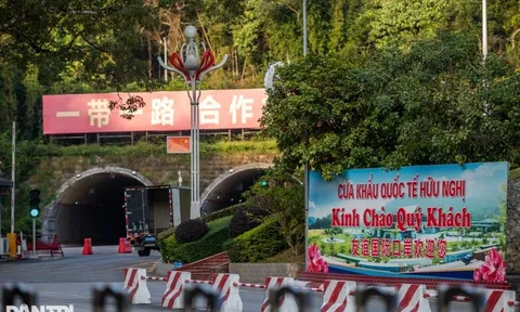 Buôn lậu tăng cuối năm, ngành hải quan xử lý gần 2.200 vụ trong một tháng