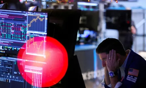 Vàng và cổ phiếu Mỹ bước vào lằn ranh 'bong bóng'