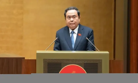 Quốc hội bế mạc kỳ họp lịch sử