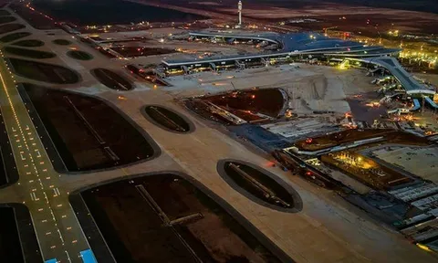 Siêu "công trình thế kỷ" 16 tỷ USD của Việt Nam sắp tới ngày trọng đại: Hơn 3.000 máy móc, 15.000 người dồn lực chuẩn bị đón chuyến bay đầu tiên