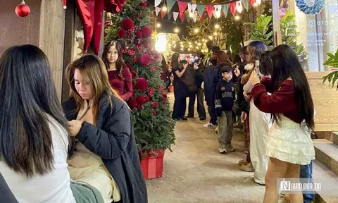 Các quán cà phê "hốt bạc" nhờ trend check-in mùa Giáng sinh