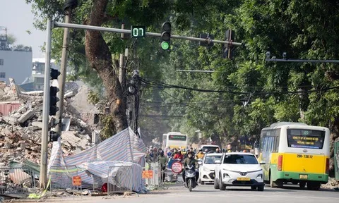 Toàn cảnh hiện trạng đường Đê La Thành sau khi được giải toả để xây đường vành đai 1