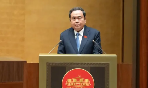 Quốc hội bế mạc kỳ họp lịch sử