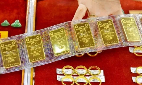 Giá vàng hôm nay 16/12: Giá vàng trong nước bất ngờ giảm, vàng thế giới tiếp tục tăng