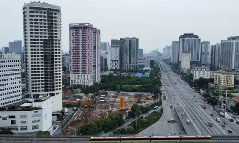 Nhìn lại những thương vụ sang tay, đổi chủ 'đất vàng' năm 2025