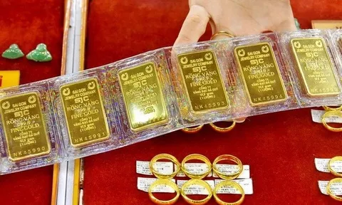 Giá vàng hôm nay 2/1: Trong nước chênh lệch lớn so với thế giới