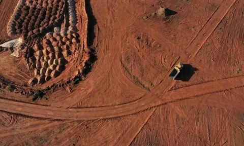 Trung Quốc đã căng: lập tức cấm xuất khẩu đất hiếm sang Nhật Bản