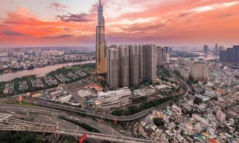 Việt Nam được nâng mạnh dự báo tăng trưởng GDP